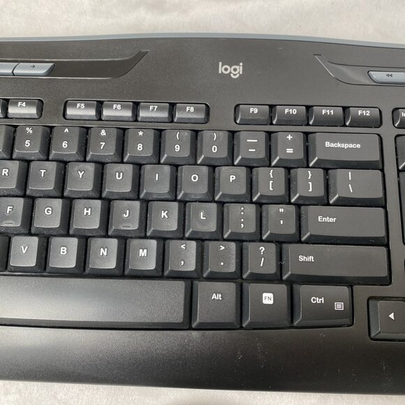 Logitech Wireless Black Keyboard + M185 Mouse + Receiver Dongle TESTED WORKS - Picture 4 of 11